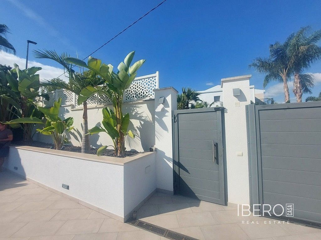 Prodej rodinný dům - Albir, ES, 207 m² - 5