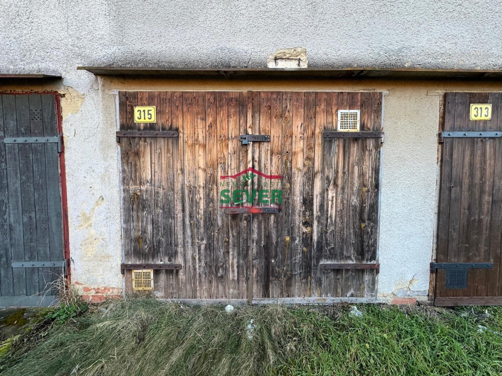 Garáže, Rudé armády, Obrnice, 19 m² - 2