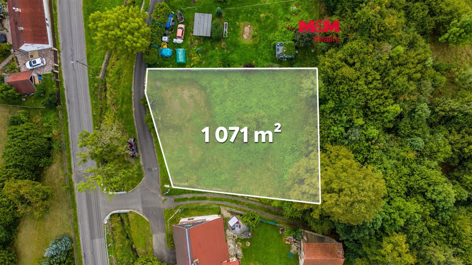 Pozemek pro bydlení, 1 071 m²