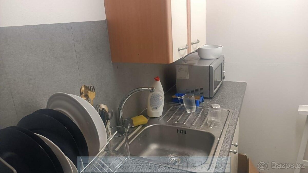 Ostatní, Praha, 199 00