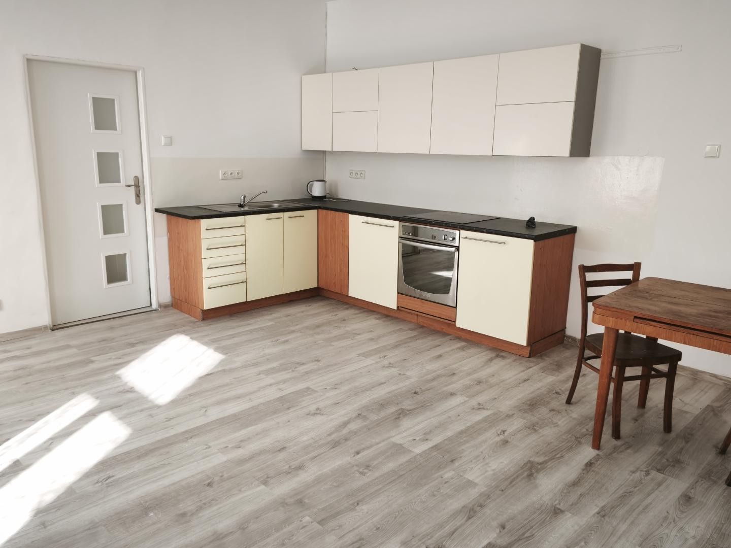 2+kk, Skuherského, České Budějovice 3, 42 m² - 2