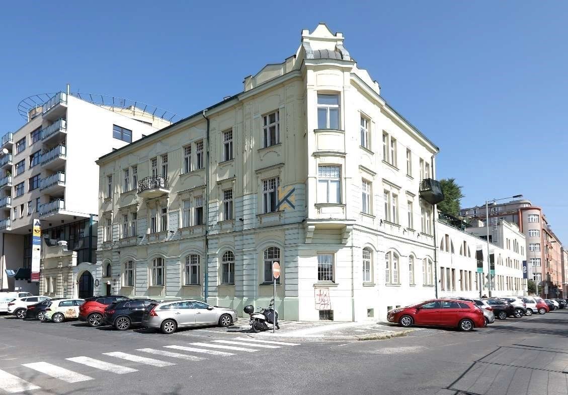 Ostatní, Chrudimská, Praha, 325 m²