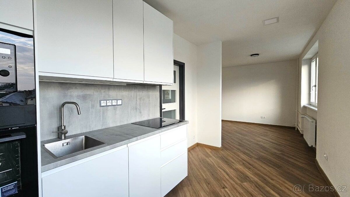 Pronájem byt - Letovice, 679 61