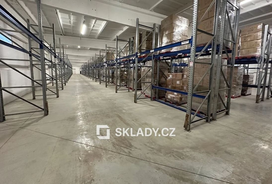 Pronájem sklad - Martiněves, 1 500 m² - 5