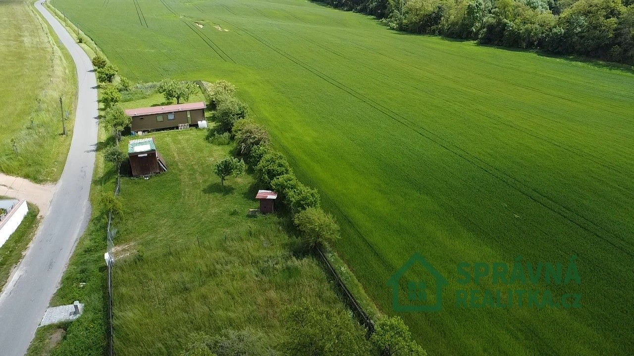 Prodej pozemek pro bydlení - Velečín, 972 m² - 5