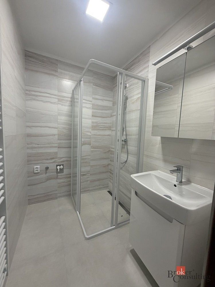 Pronájem byt 3+1 - Ke Sv. Jiří, Plzeň - Doubravka, 71 m² - 5