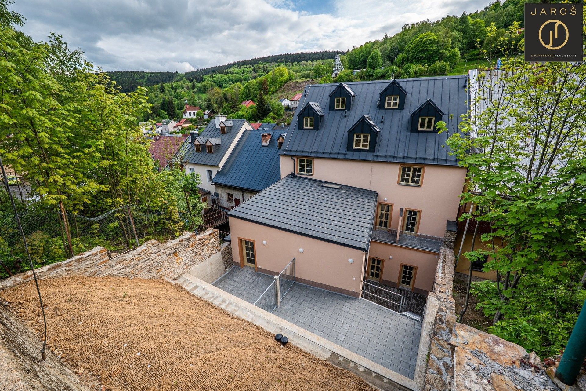 2+kk, náměstí Republiky 147, Jáchymov, 62 m² - 1
