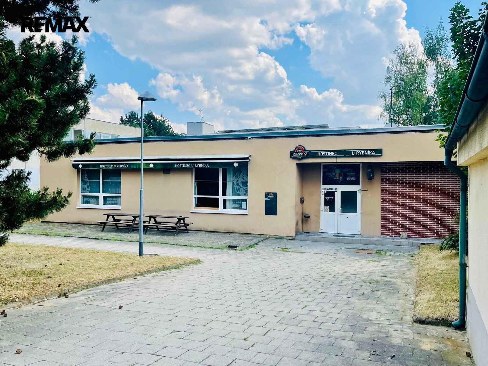 Obchodní prostory, Okružní 946, Třebíč Borovina, 427 m² - 1