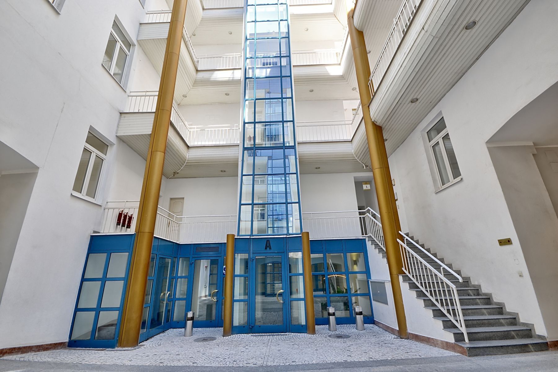 Pronájem kancelář - Krakovská, Praha - Nové Město, 146 m² - 5