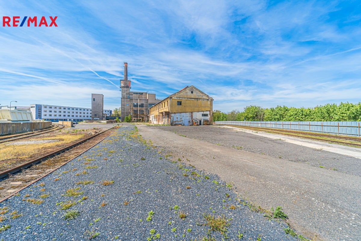 Pronájem sklad - Netovická 353, Slaný, 1 m²