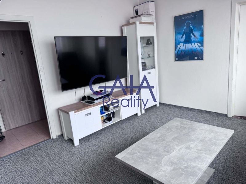 Byt 2+1 · 43 m² · Luční, Hodonín - 3