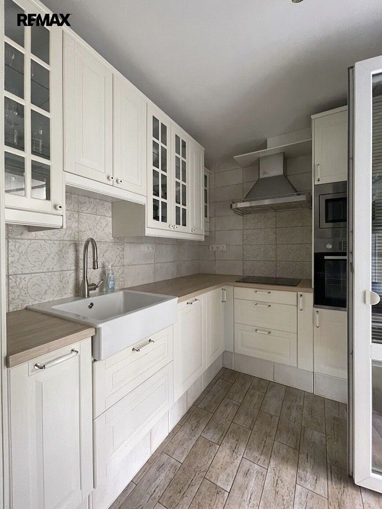 Byt 2+1 · 50 m² · Praha - Hloubětín, okres Praha 14, Hlavní město Praha - 4