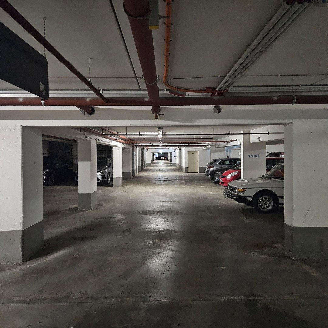 Garáž · 10 m² · Erich-Weinert-Str 133-143A Berlin Prenzlauer Berg Berlin 10409 - 3