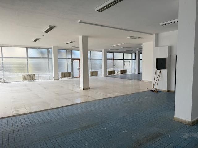 Pronájem obchodní prostory - Předměstí, Litoměřice, 400 m²