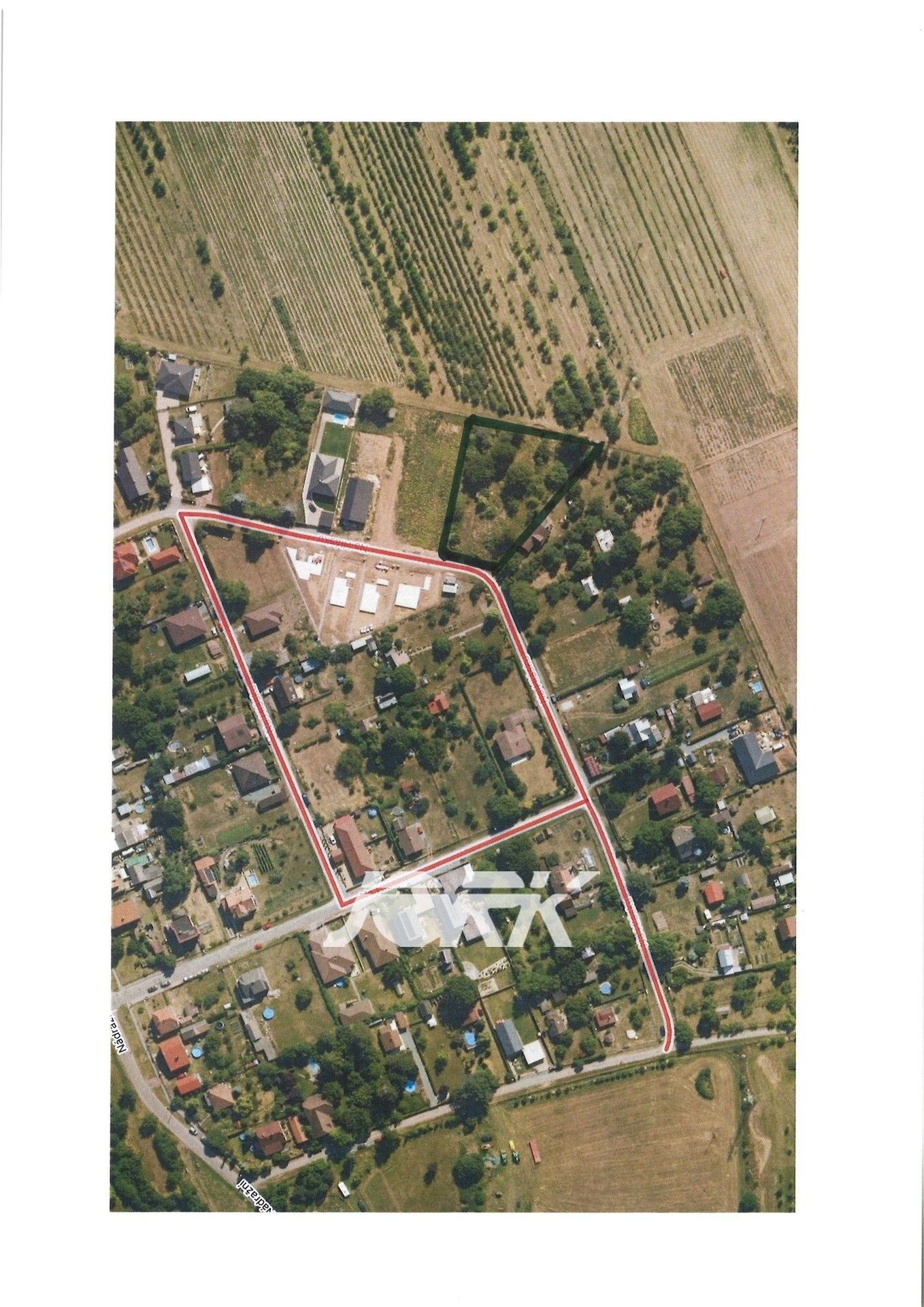 Prodej pozemek pro bydlení - Na Hlásku, Choltice, 2 635 m²