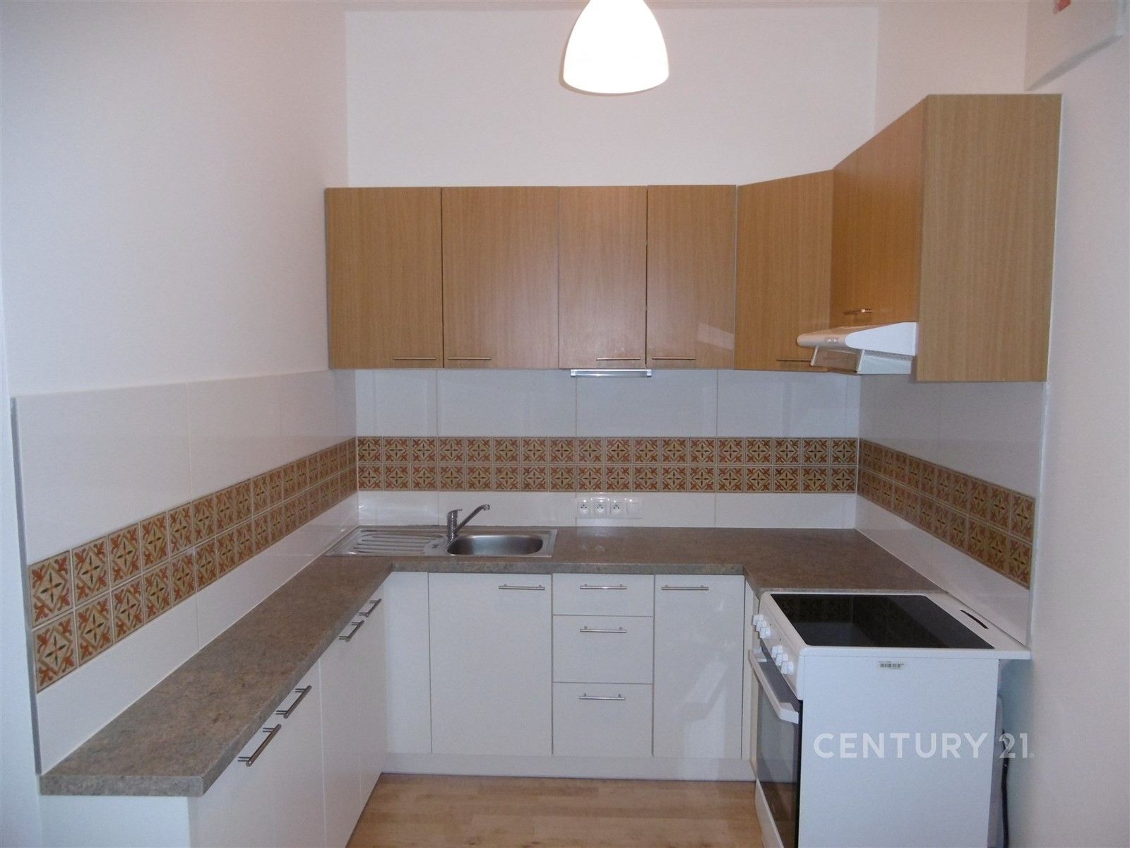 Pronájem byt 2+1 - Heleny Malířové, Praha, 46 m²