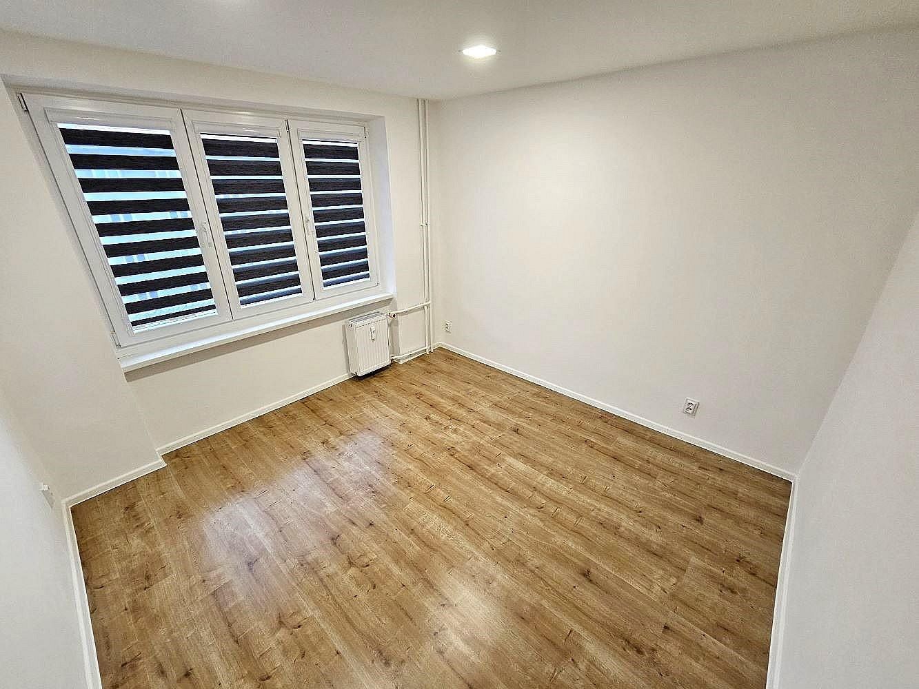 Byt 2+1 · 53 m² · Julia Fučíka, Most - 4