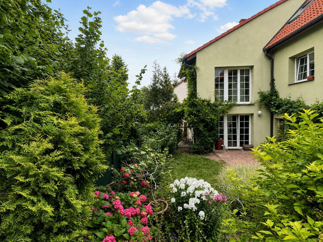 Rodinný dům · 356 m² · Praha - Lipence, okres Praha 16, Hlavní město Praha - 3