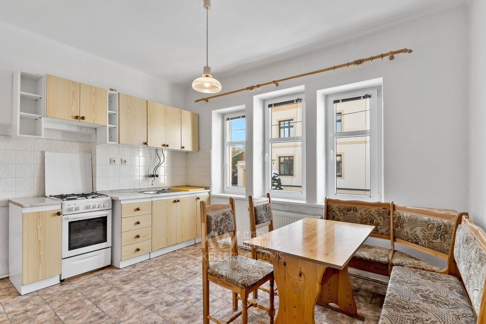 Pronájem byt 2+1 - U Křížku, Liberec, 75 m²