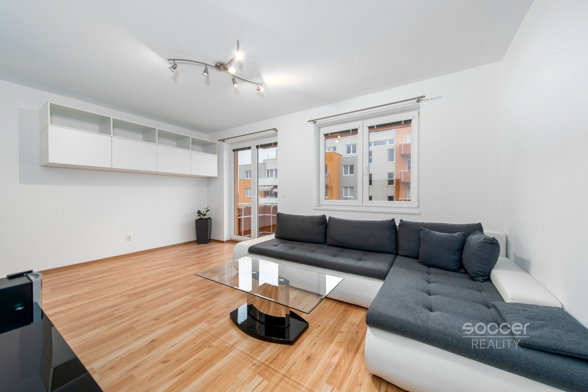 Prodej byt 2+kk - Farkašova, Praha, 48 m²