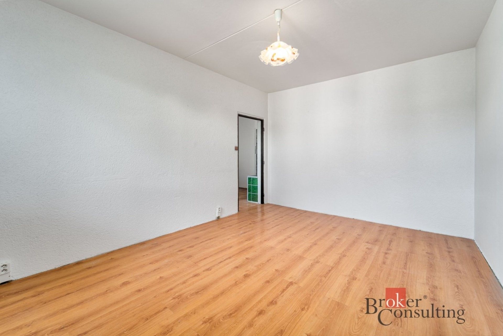 Byt 2+1 · 58 m² · Fučíkova  , Planá - 3