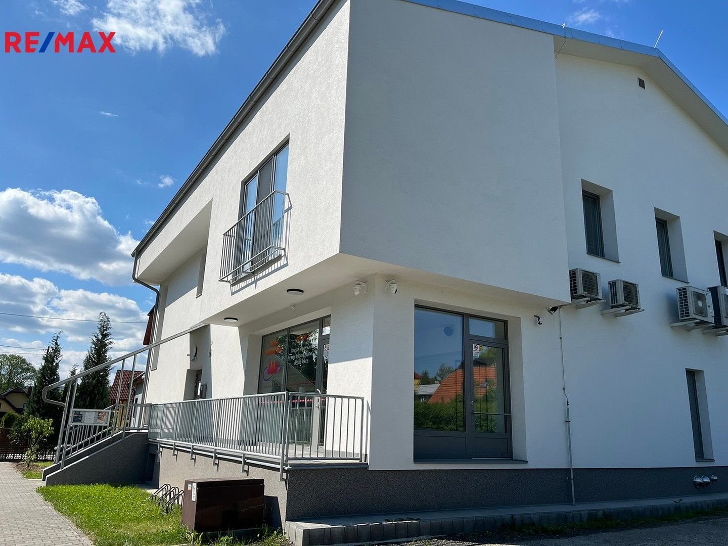 Obchodní prostory, Hlavní, Zubří, 398 m²