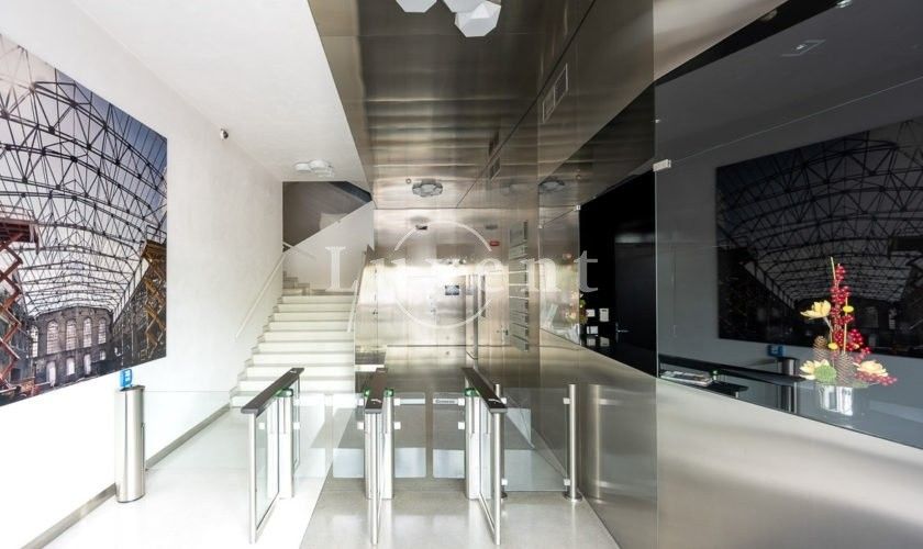 Pronájem kancelář - Pobřežní, Praha, 460 m²