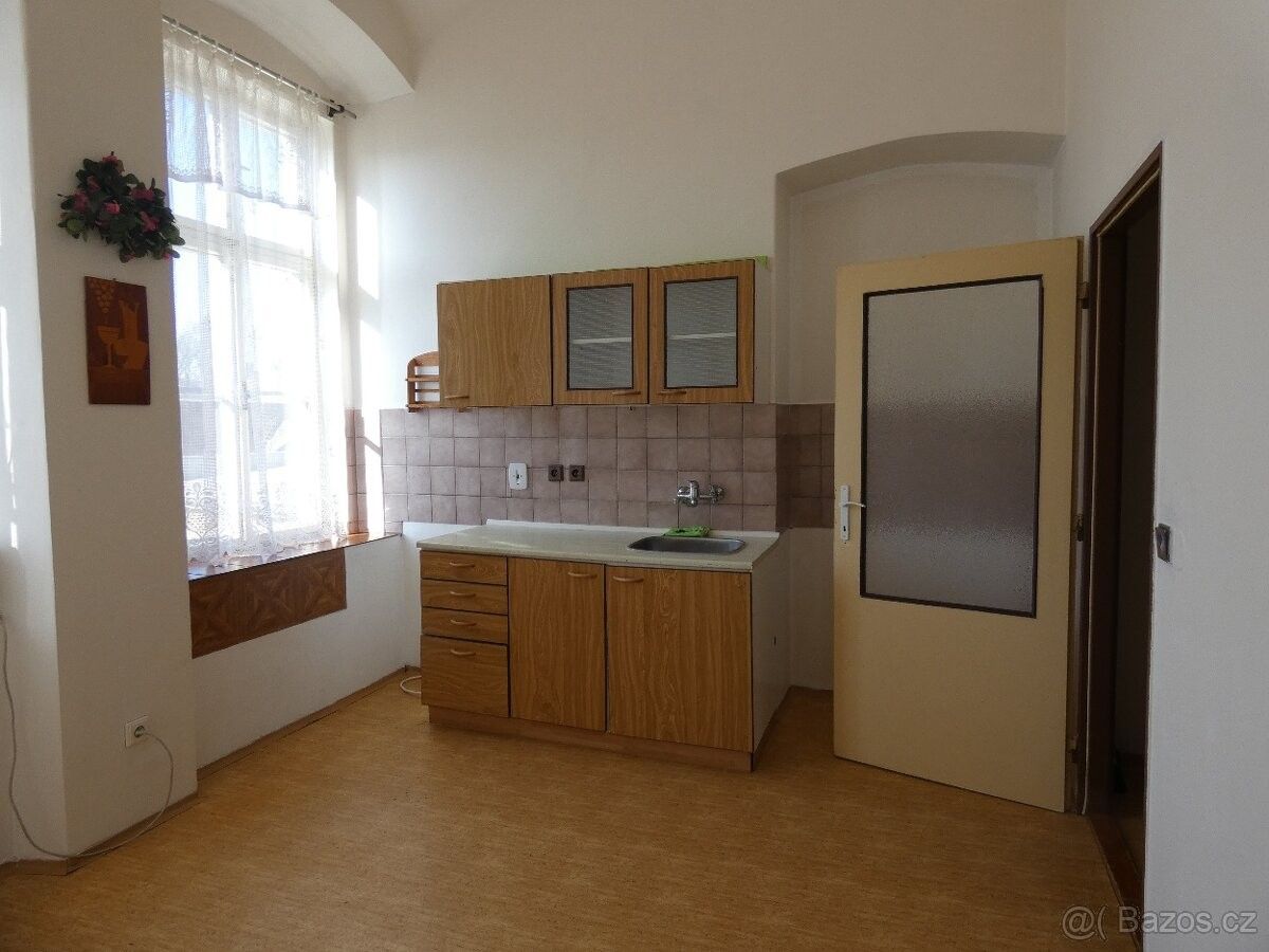 Pronájem byt - Jaroměř, 551 01