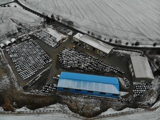 Sklady, Plaňany, 281 04