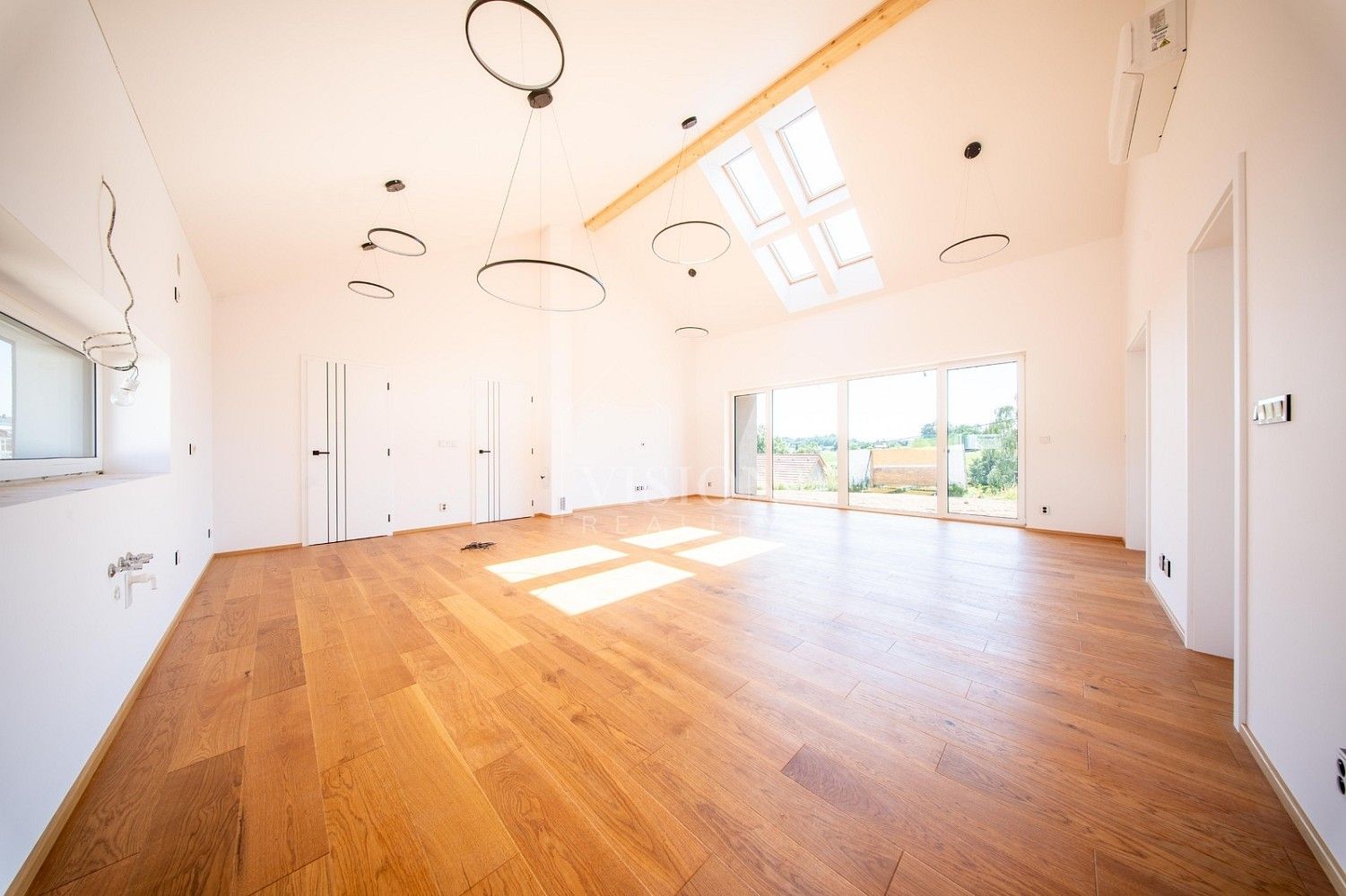 Rodinné domy, Týnec nad Sázavou, okres Benešov, 147 m² - 2