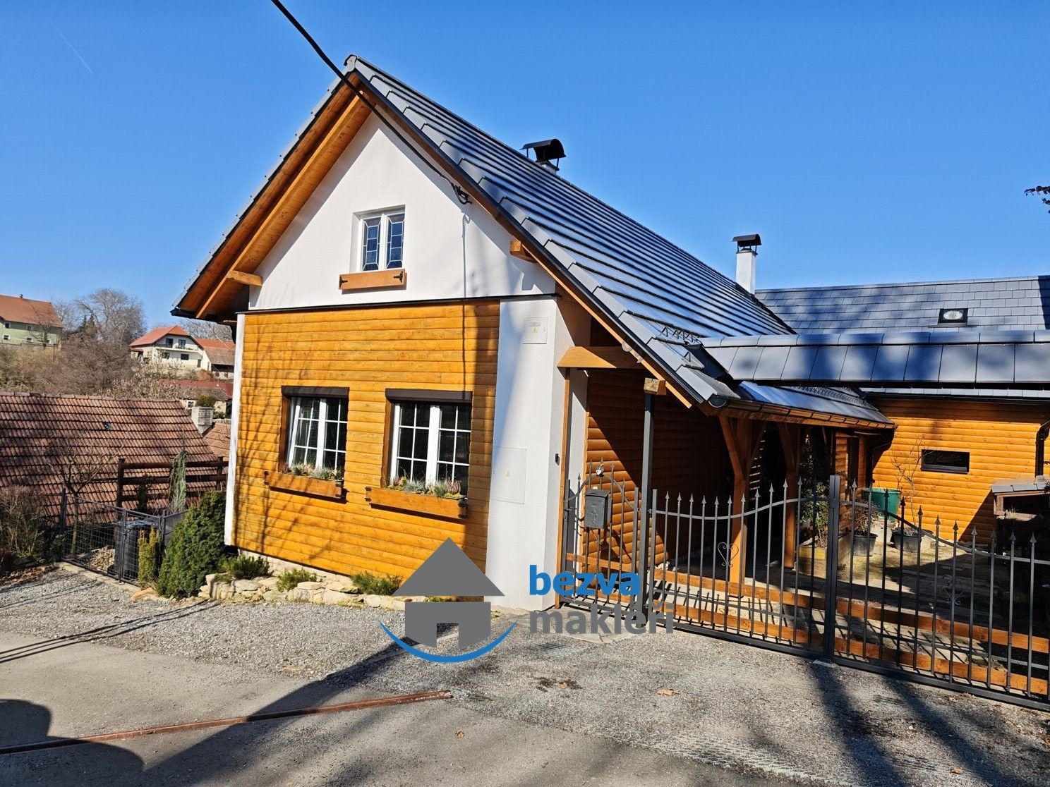 Rodinné domy, Javorník, 195 m²