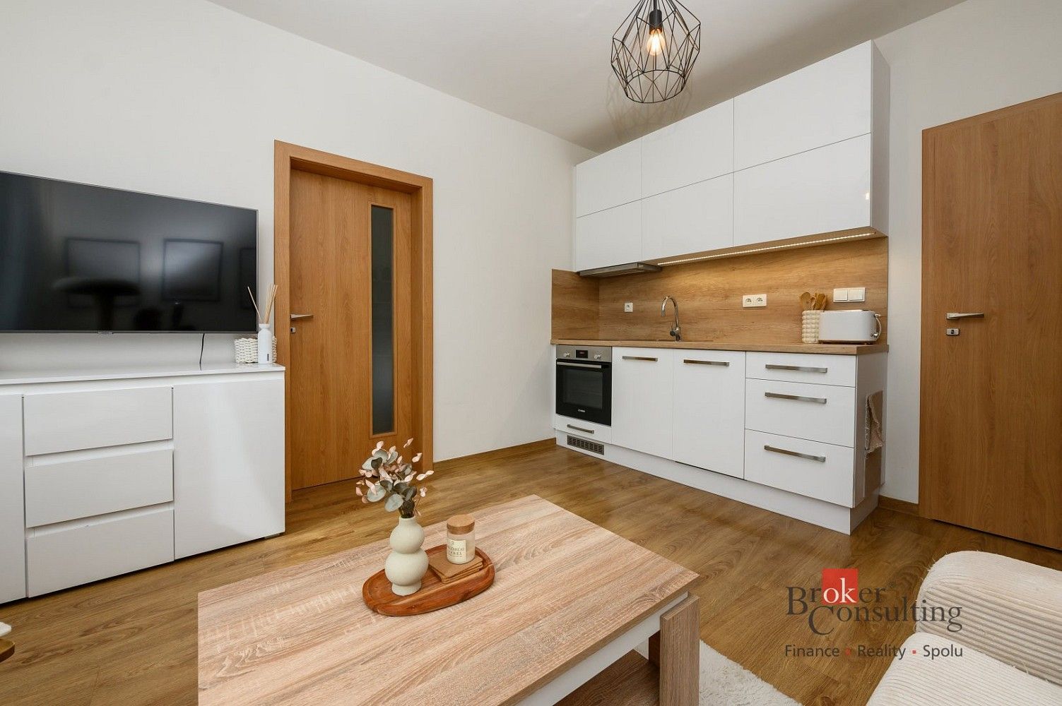 1+1, Adelova, Plzeň - Jižní Předměstí, 36 m² - 1