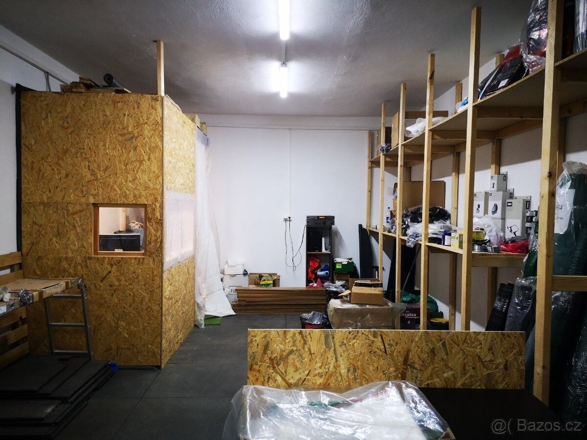 Sklady, 987 65, Slovensko