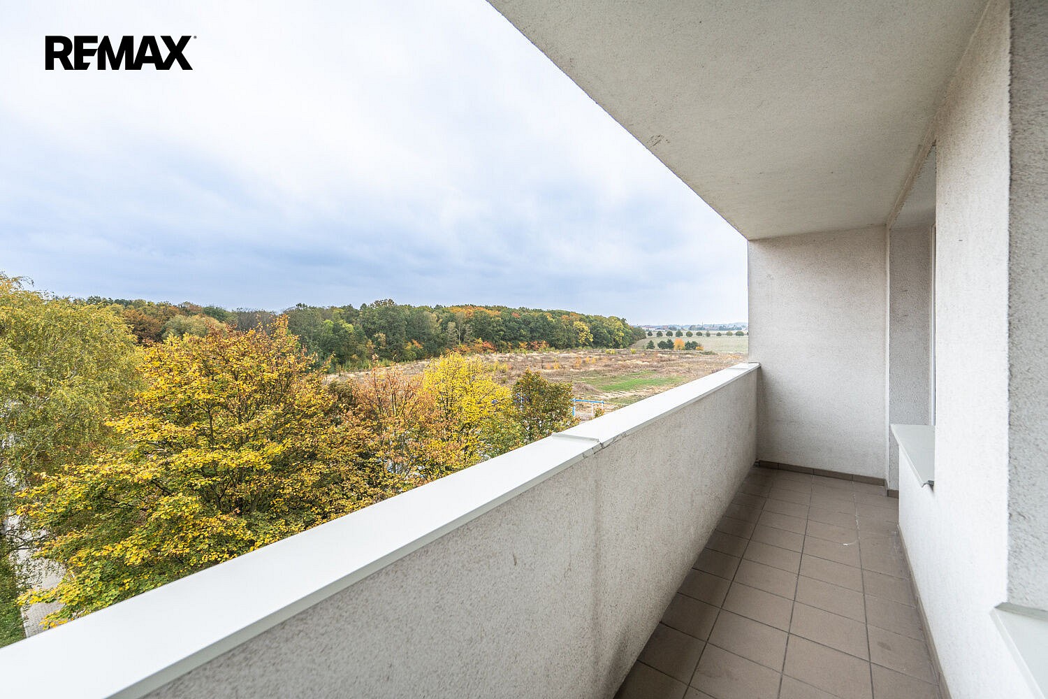 Pronájem byt 1+kk - Na růžovém poli, Kladno - Kročehlavy, 27 m² - 5