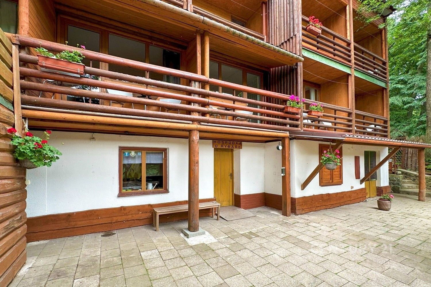 Ubytovací zařízení · 350 m² · Bítov, okres Znojmo - 4