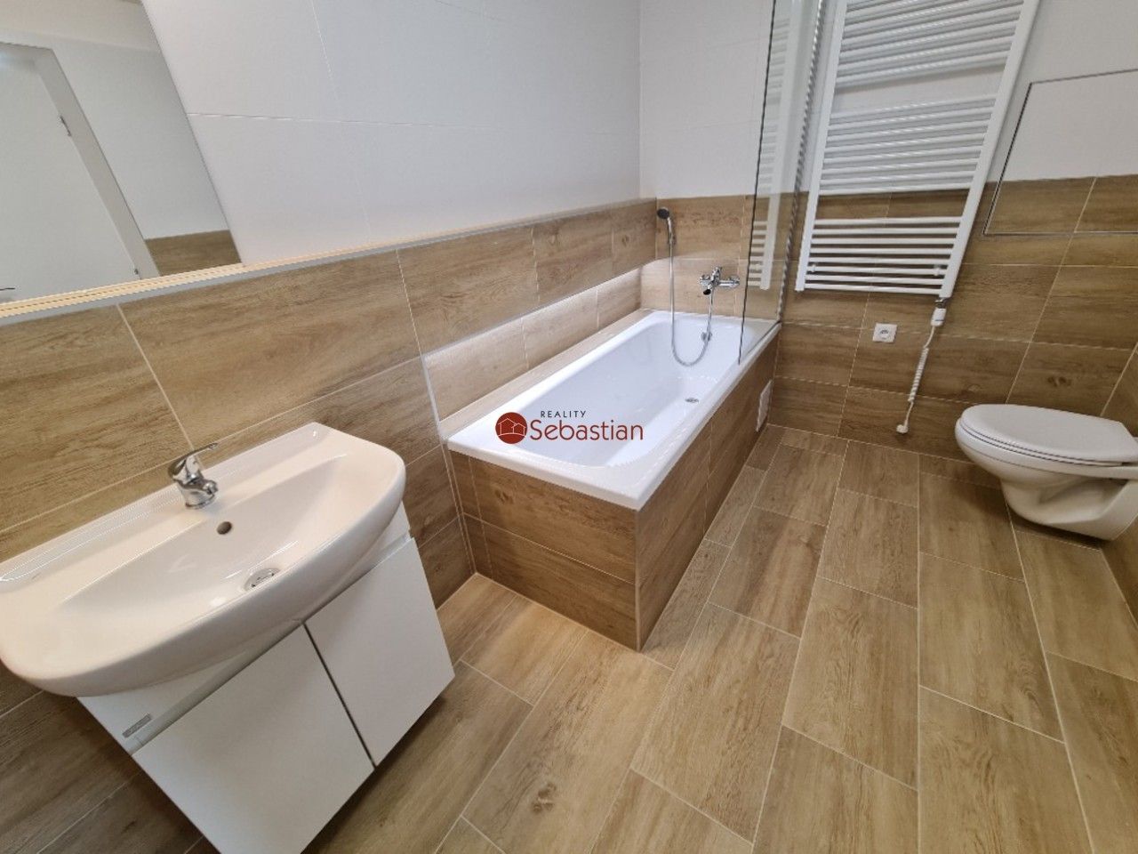 Pronájem byt 2+kk - Antonína Sochora, Teplice, 59 m²