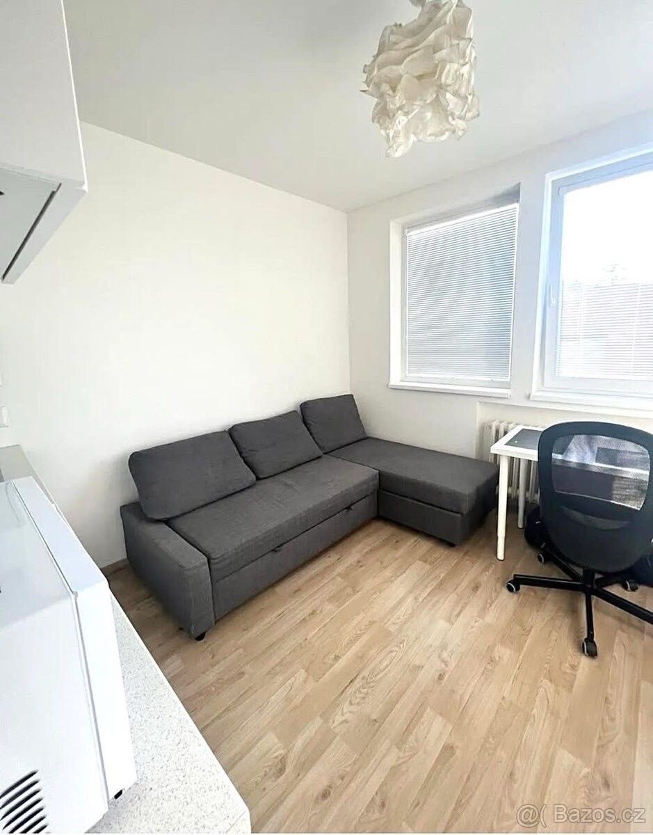 Pronájem byt - Praha, 150 00