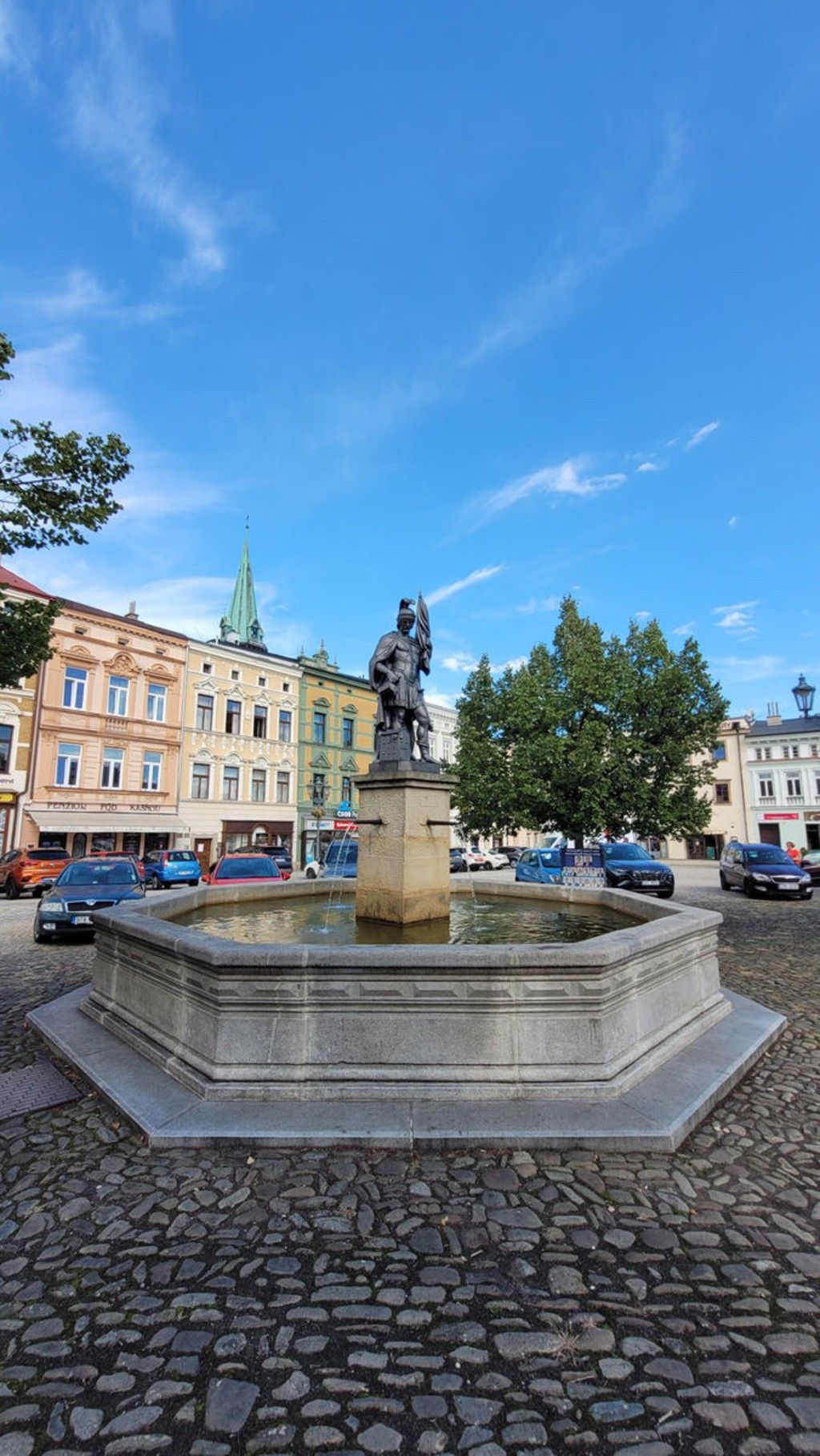 Pronájem byt 2+1 - Zámecké nám., Frýdek-Místek Frýdek, 89 m² - 2