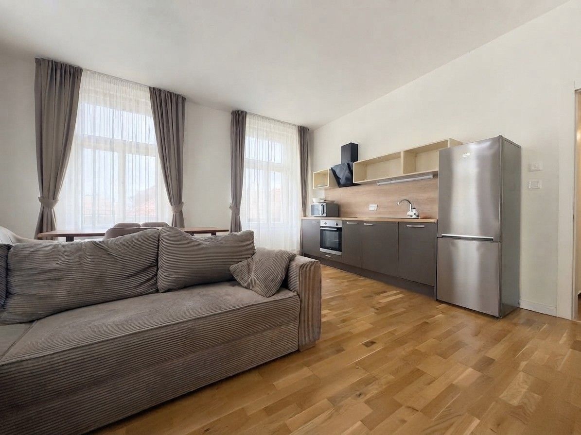 2+kk, Vítkova, Praha - Karlín, 60 m² - 1
