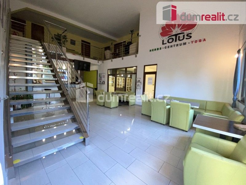 Pronájem komerční - Na Hrůdách 1147, Břeclav, 70 m²