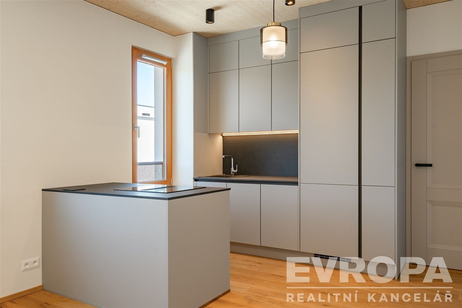 Prodej byt 4+kk - Pardubice, 86 m² - 5