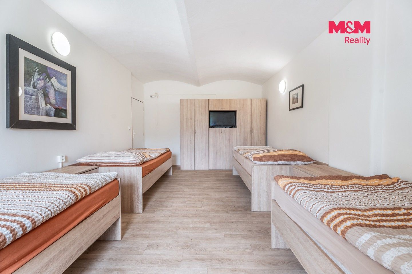 Činžovní dům · 732 m² · Husova, Černčice - 4