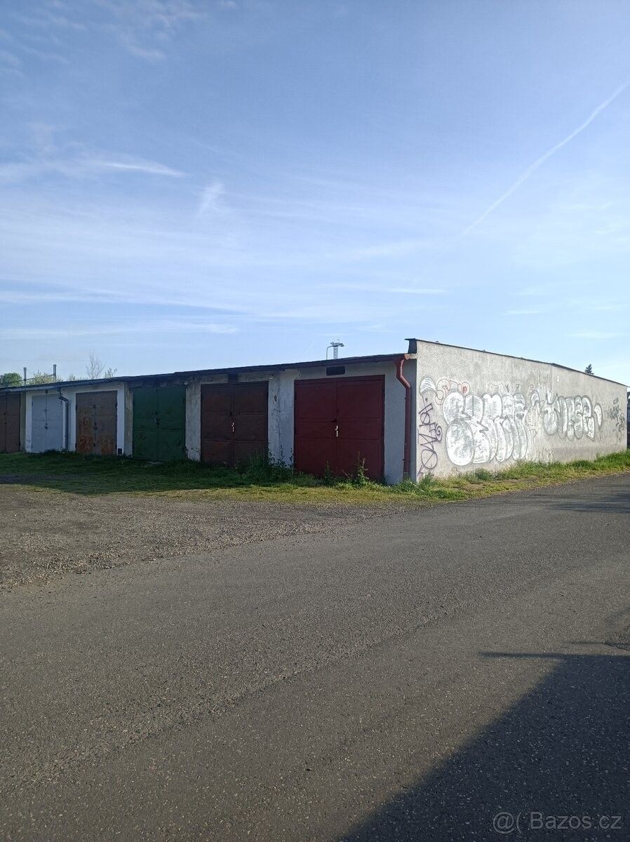 Garáž