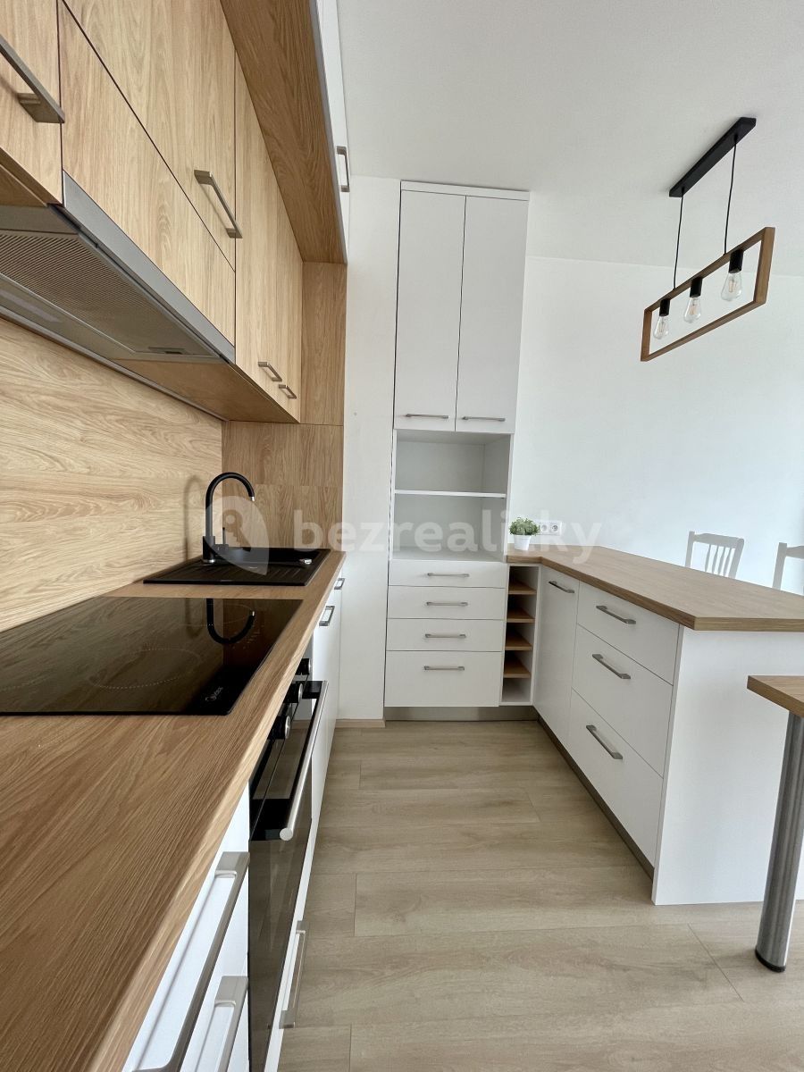 2+kk, Východní, Pardubice - Pardubičky, Pardubický kraj, 58 m² - 2