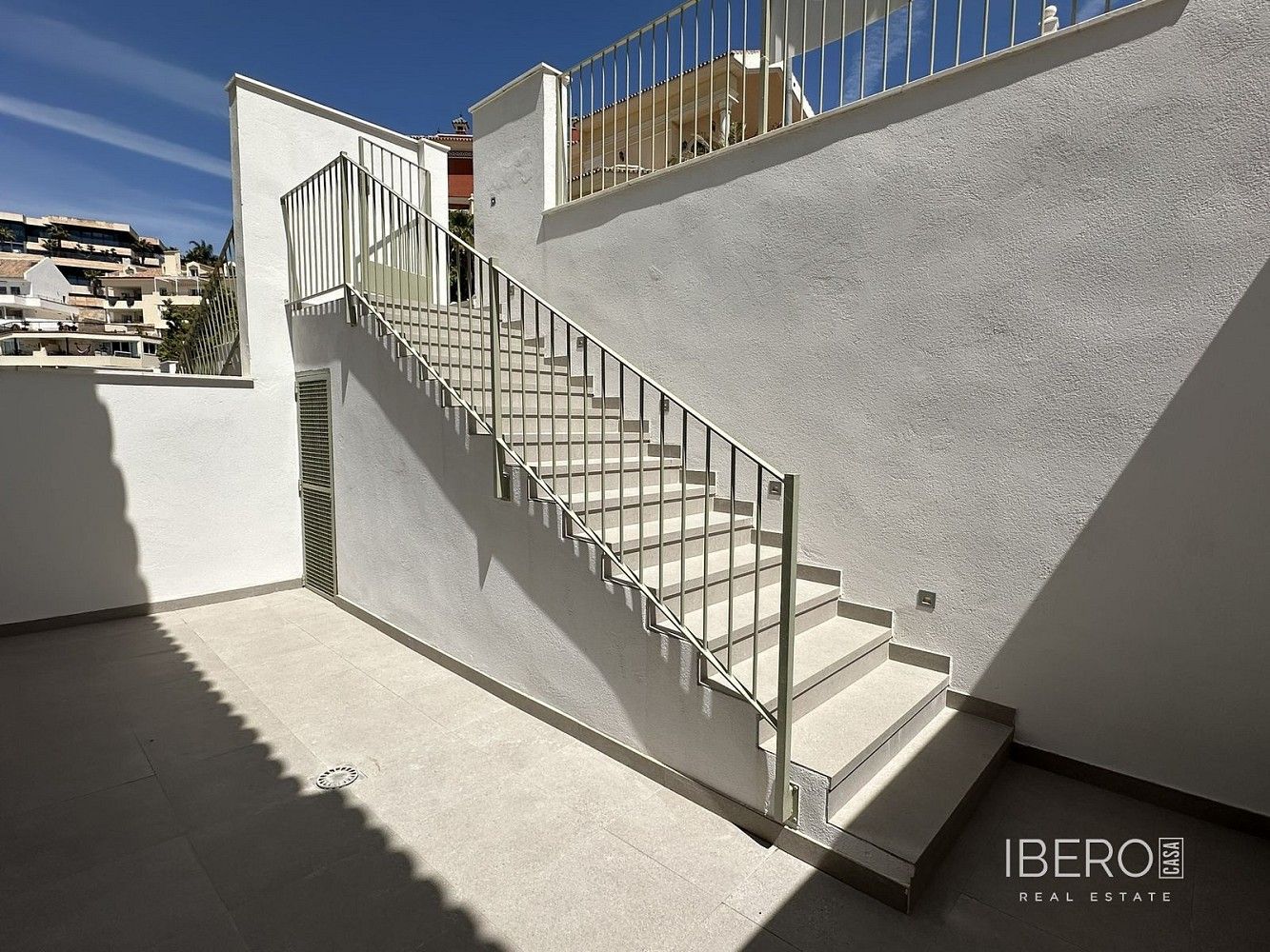 Prodej rodinný dům - Torrequebrada, ES, 227 m² - 5