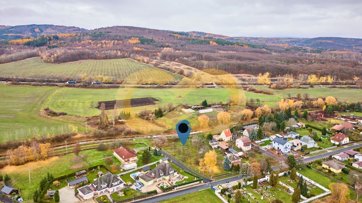 Prodej pozemek pro bydlení - Černovice, 901 m²