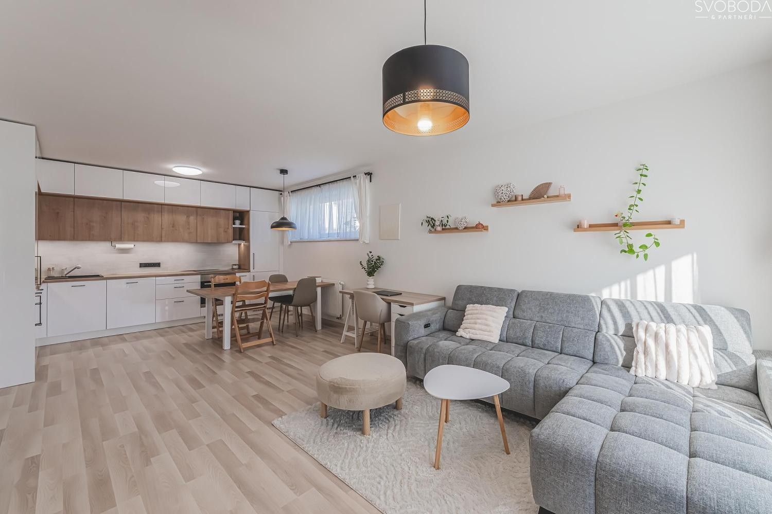 3+kk, Antonína Petrofa, Hradec Králové, 97 m²