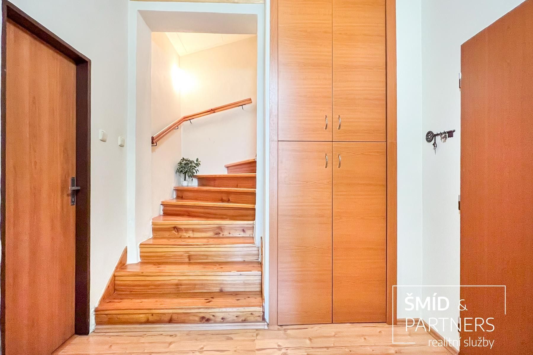 Prodej rodinný dům - Radim, 800 m² - 5