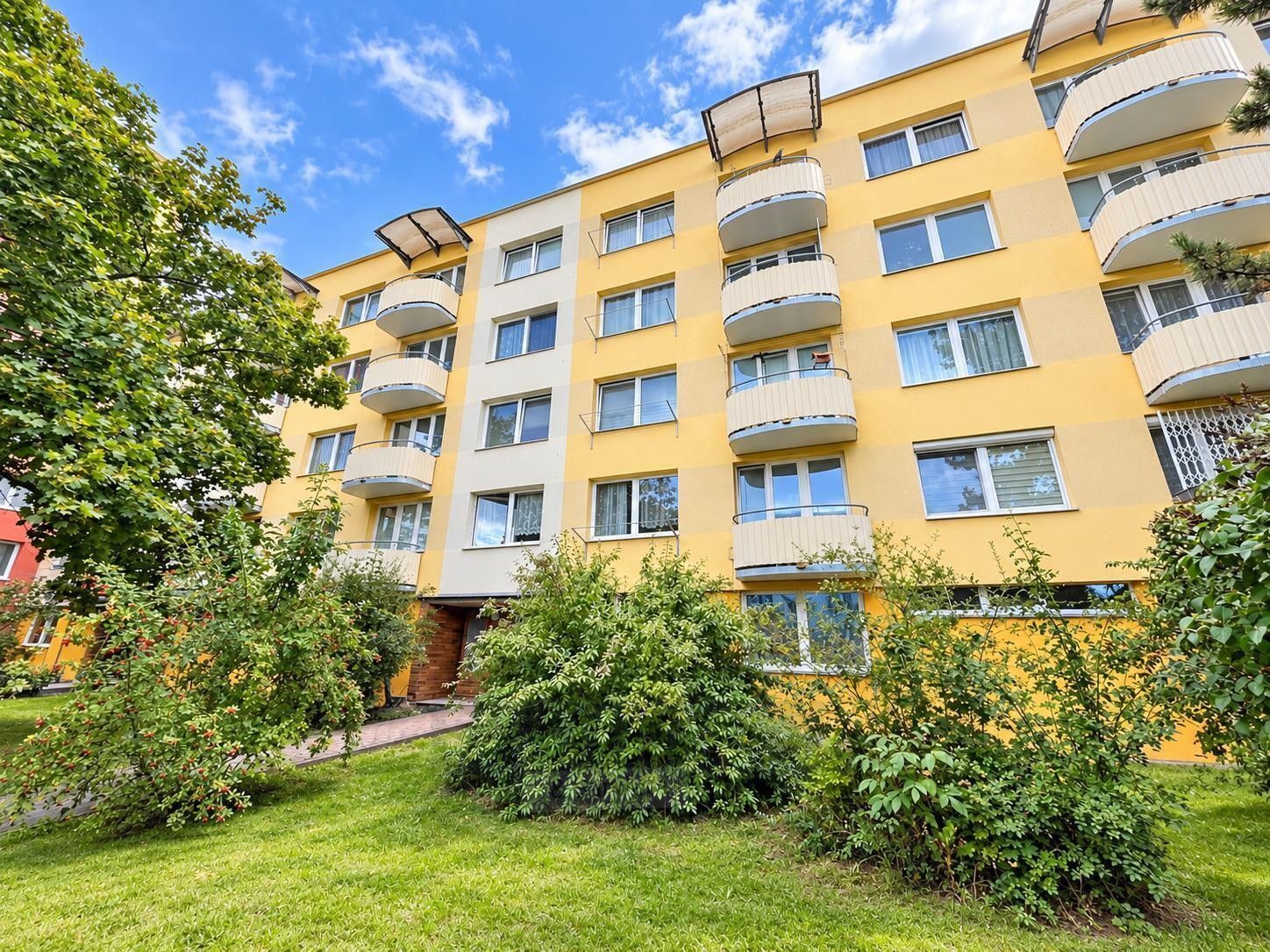 2+kk, O. Nedbala 856, České Budějovice 2, 35 m² - 1