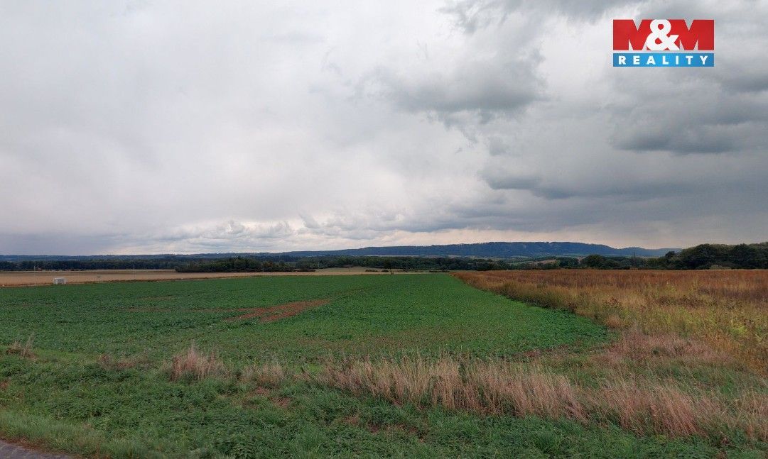 Prodej pozemek pro bydlení - Žleby, 285 61